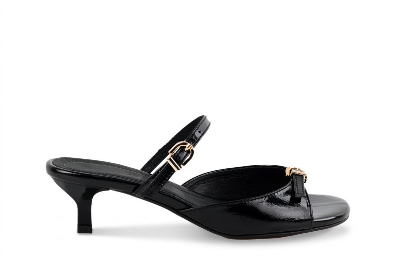 Мюлі чорні з натурального лаку (009007)