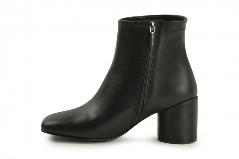 Черевики жіночі чорні з натуральної шкіри (008495)