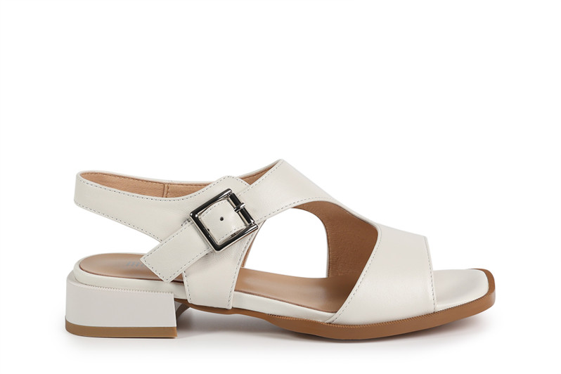 Босоніжки жіночі білі з натуральної шкіри (008849)