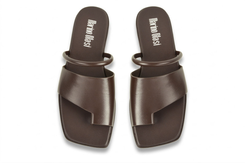 Шльопанці жіночі коричневі з натуральної шкіри (008972)