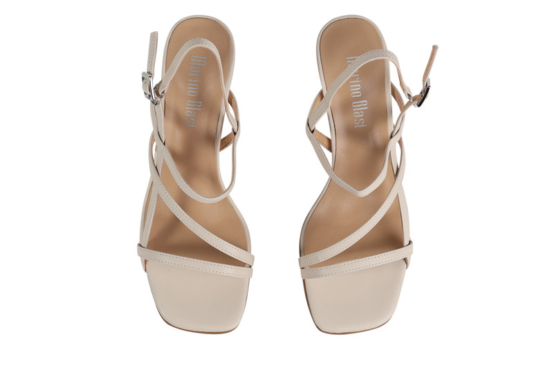 Босоніжки жіночі бежеві з натуральної шкіри (008918)