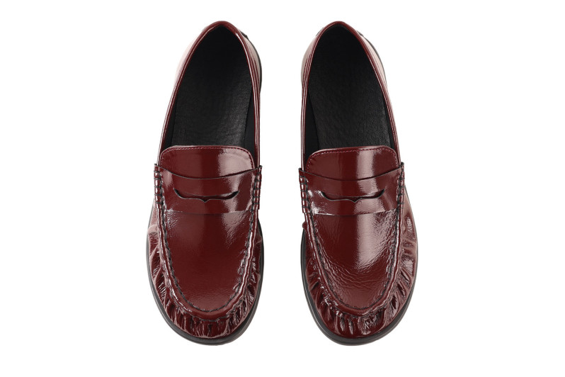 Лофери жіночі бордові з натурального лаку (009079)