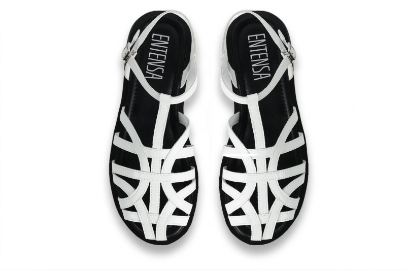 Босоніжки жіночі білі з натуральної шкіри (008931)