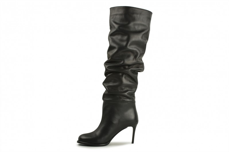 Чоботи жіночі чорні з натуральної шкіри (008673) Чоботи жіночі чорні з натуральної шкіри (008673)