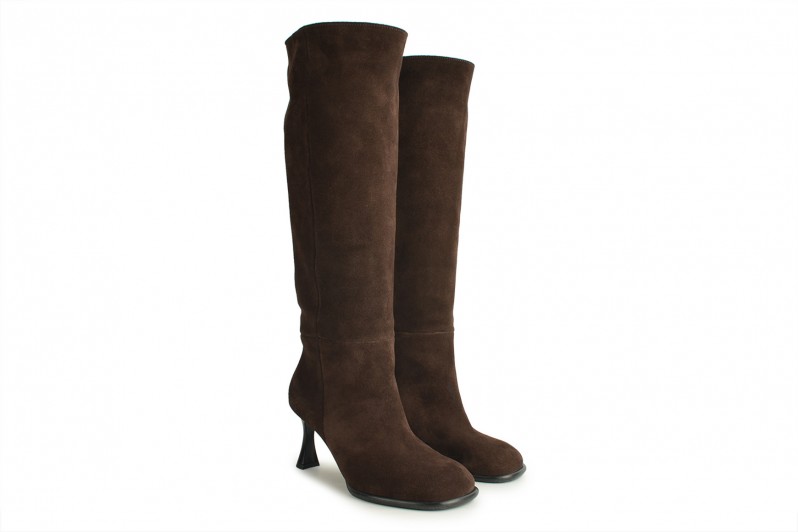 Чоботи жіночі коричневі з натуральної замши (008729)