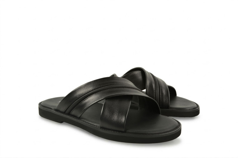 Шльопанці чоловічі чорні з натуральної шкіри (008959)