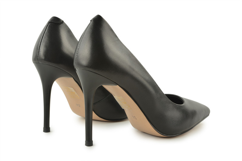 Туфлі жіночі чорні з натуральної шкіри (009402)