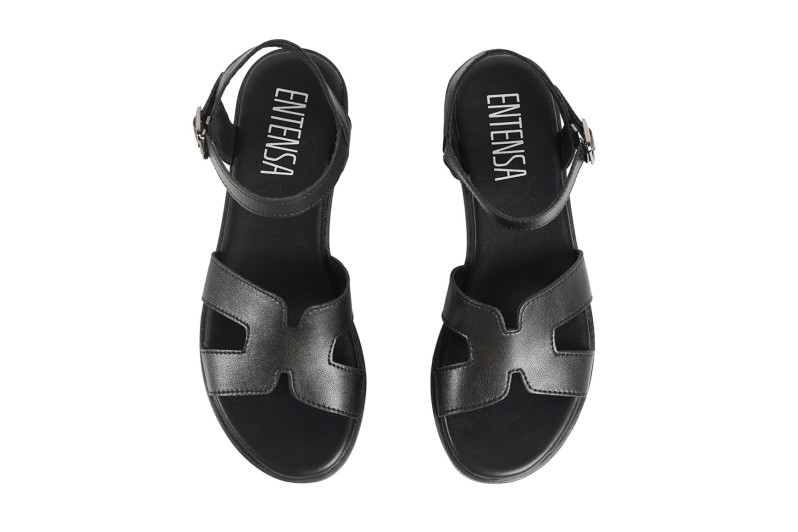 Босоніжки жіночі чорні з натуральної шкіри (008856)