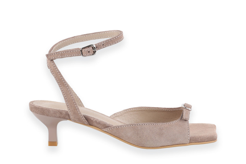 Босоніжки жіночі бежеві з натуральної замші (009000)