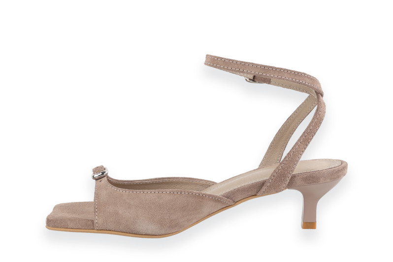 Босоніжки жіночі бежеві з натуральної замші (009000)