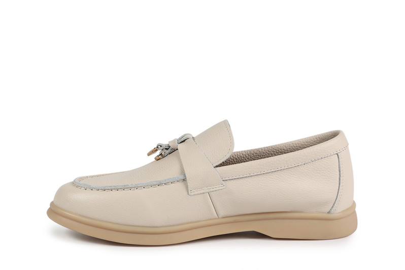 Лофери жіночі молочні з натуральної шкіри (008724)