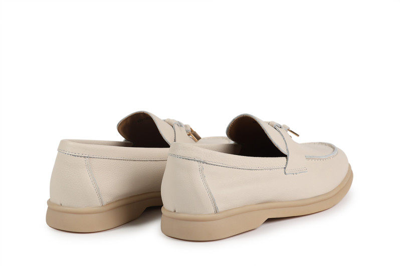 Лофери жіночі молочні з натуральної шкіри (008724)