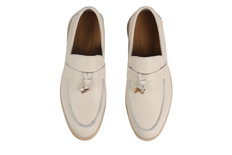 Лофери жіночі молочні з натуральної шкіри (008724)