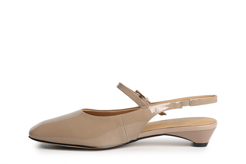 Туфлі жіночі бежеві з натурального лаку (008868)