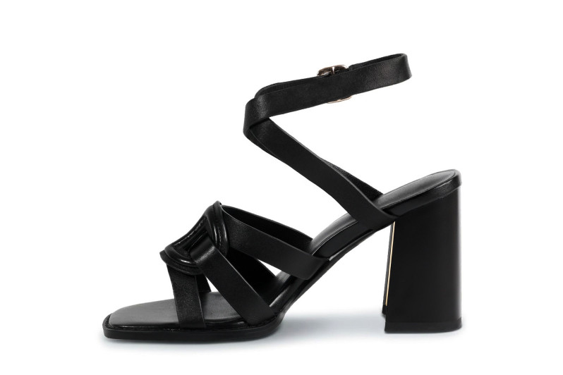 Босоніжки жіночі чорні з натуральної шкіри (008949)