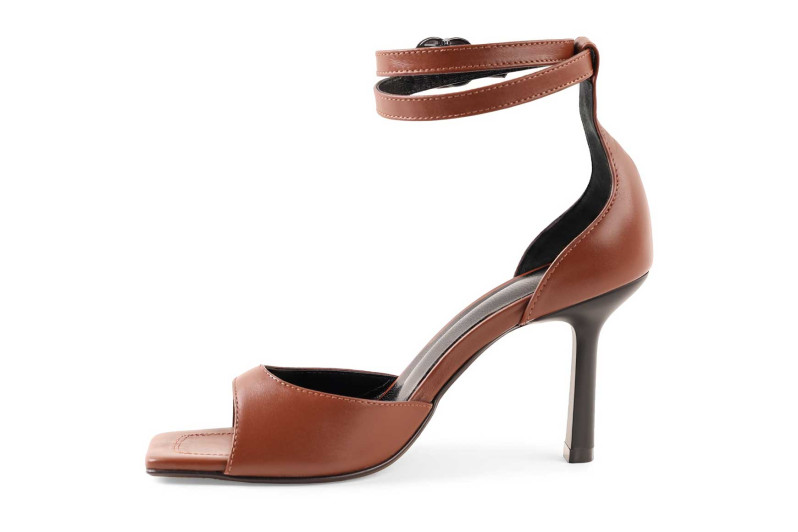 Босоніжки жіночі коричневі з натуральної шкіри (009100)