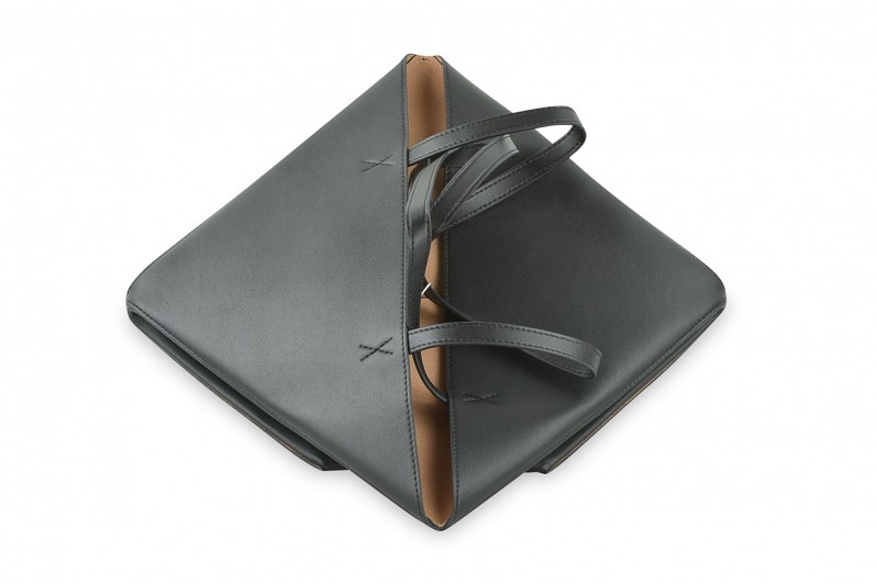 Сумка жіноча чорна з натуральної шкіри (008485)