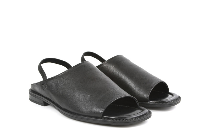 Босоніжки жіночі чорні з натуральної шкіри (008951)