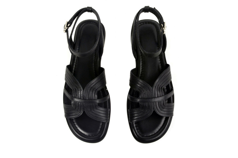 Босоніжки жіночі чорні з натуральної шкіри (008968)